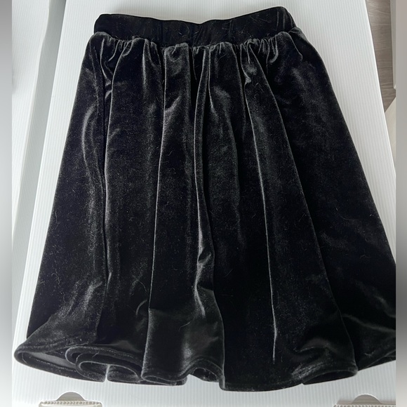 American Apparel Black Velvet Skirt - Picture 1 of 4